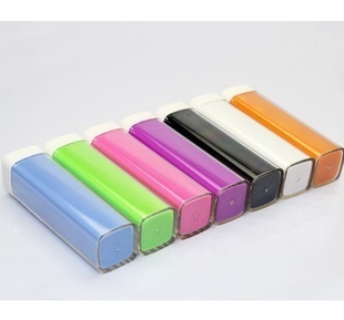 随身能量站 揭秘2600mAh USB接口多彩移动电源